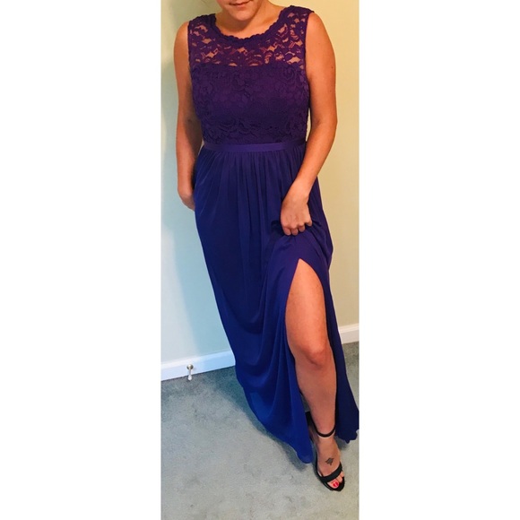 Scoop Neck, Lacey, Silk Gown - Picture 2 of 6